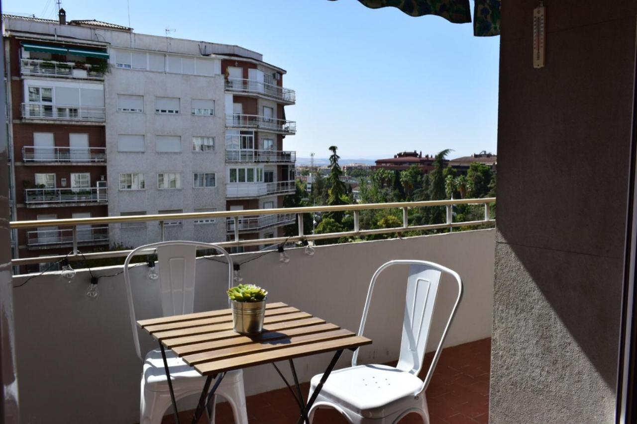 Piso Nuevo Con Encanto Centro Granada Luaran gambar