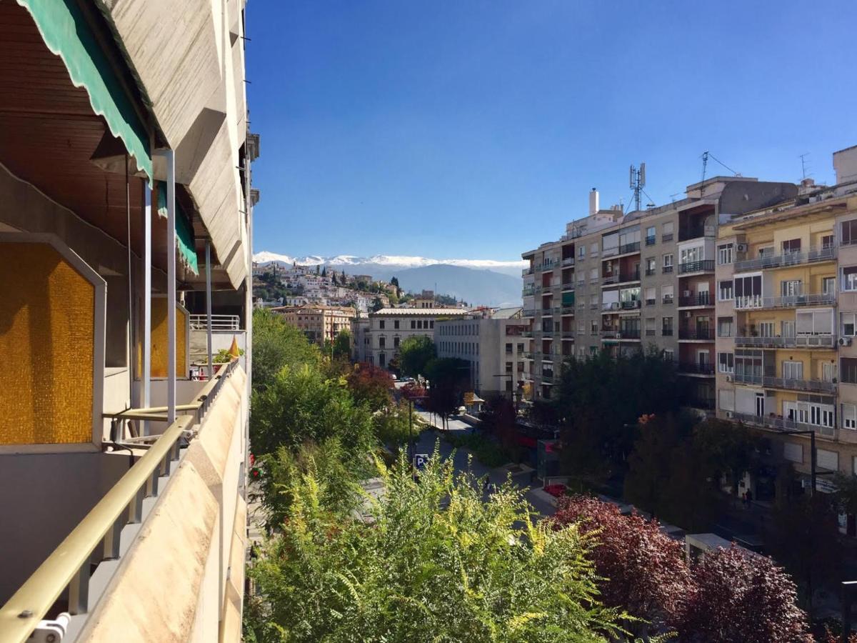 Piso Nuevo Con Encanto Centro Granada Luaran gambar