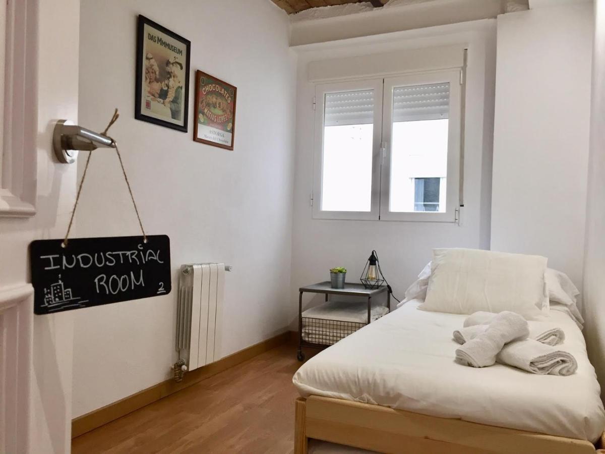 Piso Nuevo Con Encanto Centro Granada Luaran gambar
