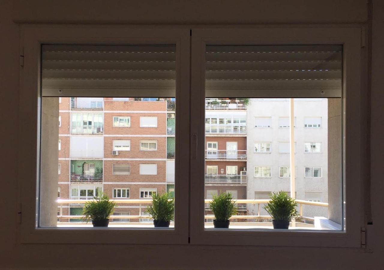 Piso Nuevo Con Encanto Centro Granada Luaran gambar