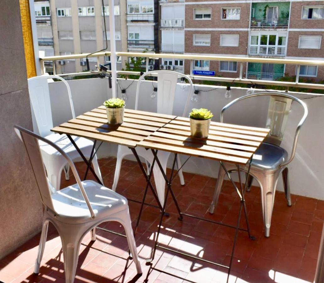 Piso Nuevo Con Encanto Centro Granada Luaran gambar